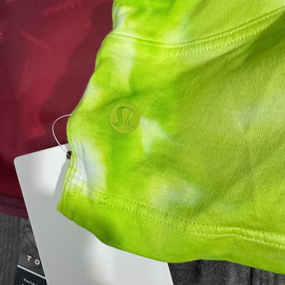 Lululemon All Yours Crop Tank in Tie Dye NWT [2059] - Picture 6 of 6